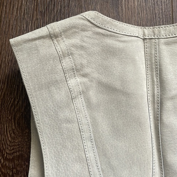 Magenta Vest Size XS/S. $238 - Picture 11 of 12